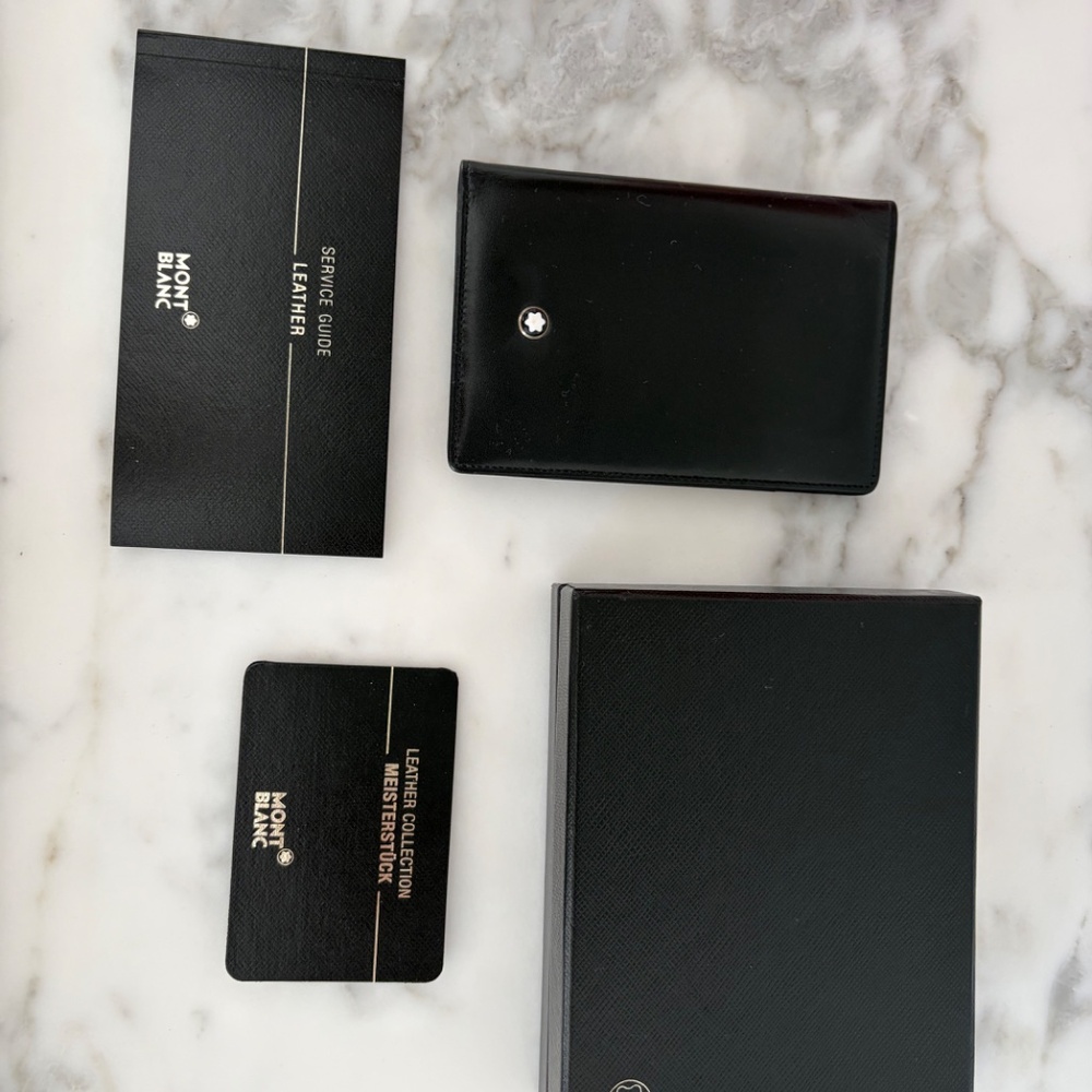 MontBlanc Meisterstuck Card Holder - Picture 9 of 16